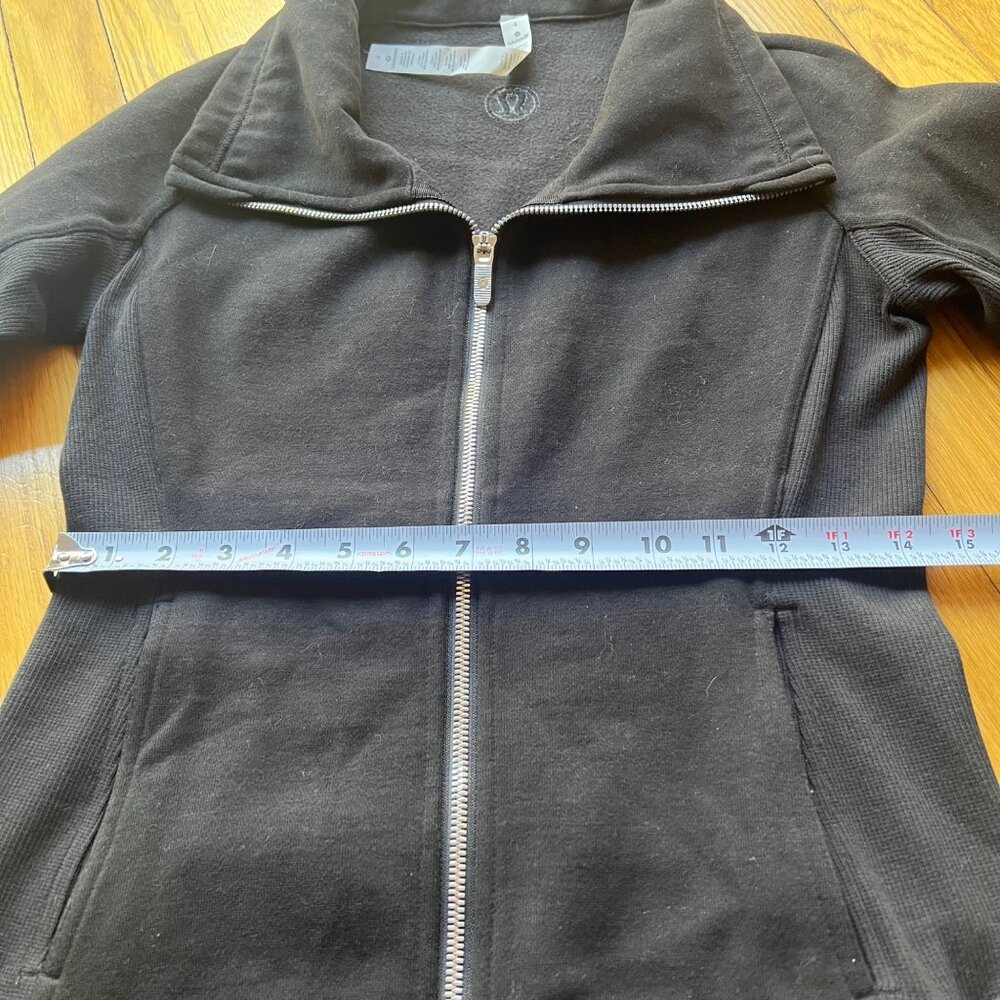 Lululemon size 4 Athleisure Sport Black Funnel Neck Full Zip Radiant Jacket II - Picture 10 of 16
